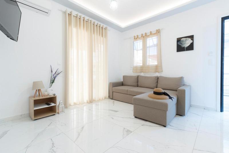 Nikogroup Plaza Apartment Polychrono Ngoại thất bức ảnh