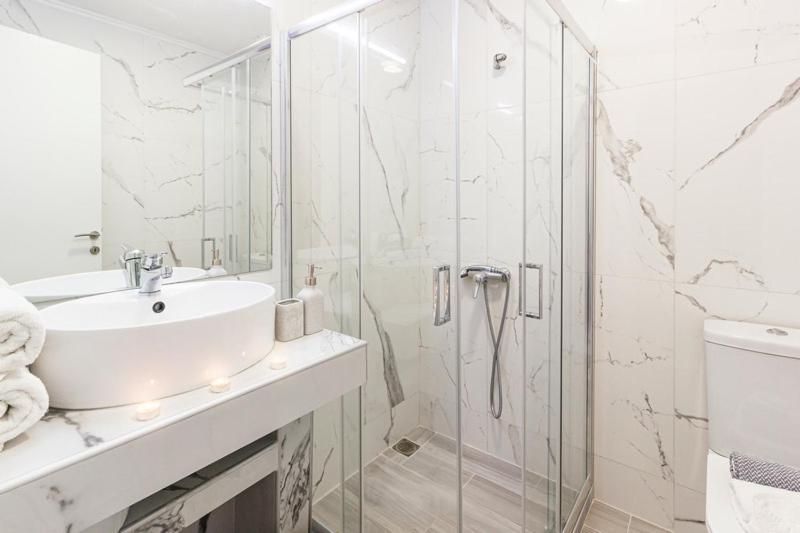 Nikogroup Plaza Apartment Polychrono Ngoại thất bức ảnh